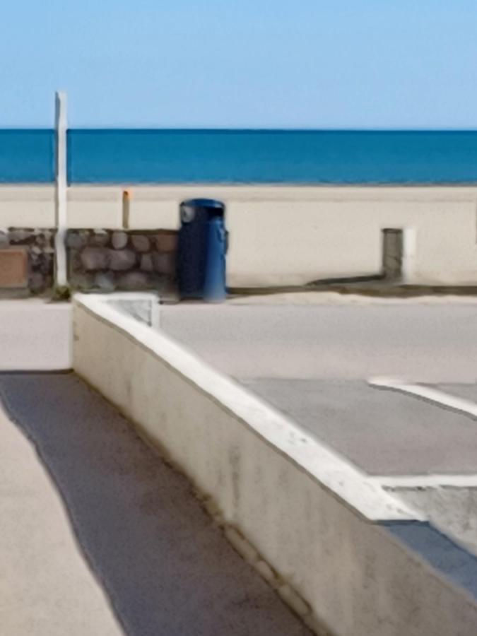 Juste A Cote De La Plage, Wifi Apartment Пор-ла-Нувел Екстериор снимка