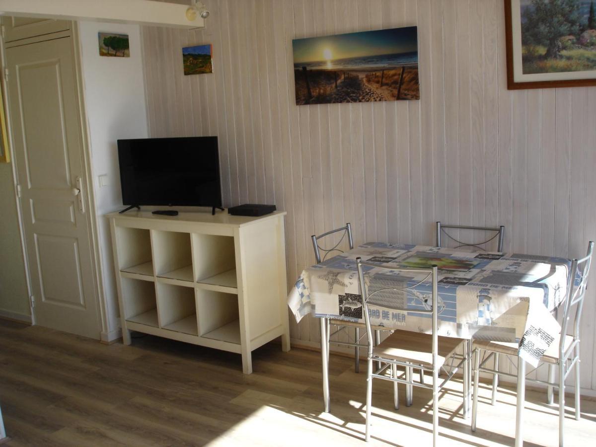 Juste A Cote De La Plage, Wifi Apartment Пор-ла-Нувел Екстериор снимка